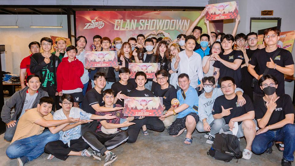 Không khí sôi động tại buổi offline của giải đấu Zingspeed Mobile Clan Showdown